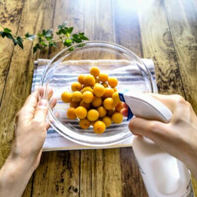 完熟梅にパストリーゼを吹きかける