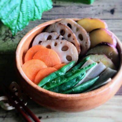 手作りめんつゆで味付けした野菜の揚げびたし