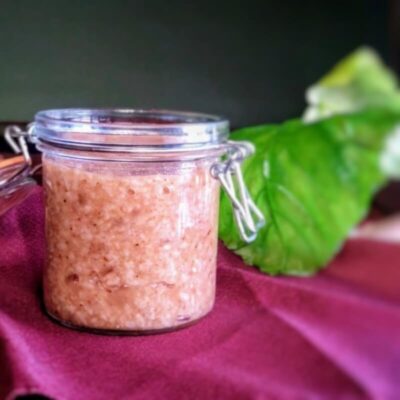 瓶に入れた手作りエビ塩麹